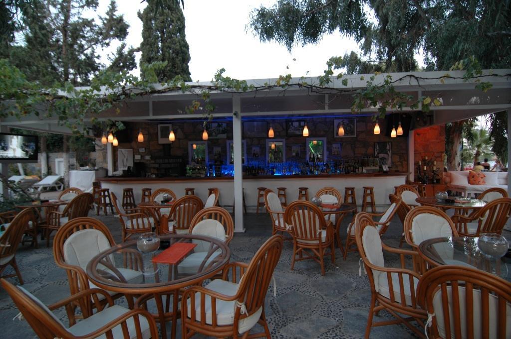 Okaliptus Otel Bitez Exterior photo