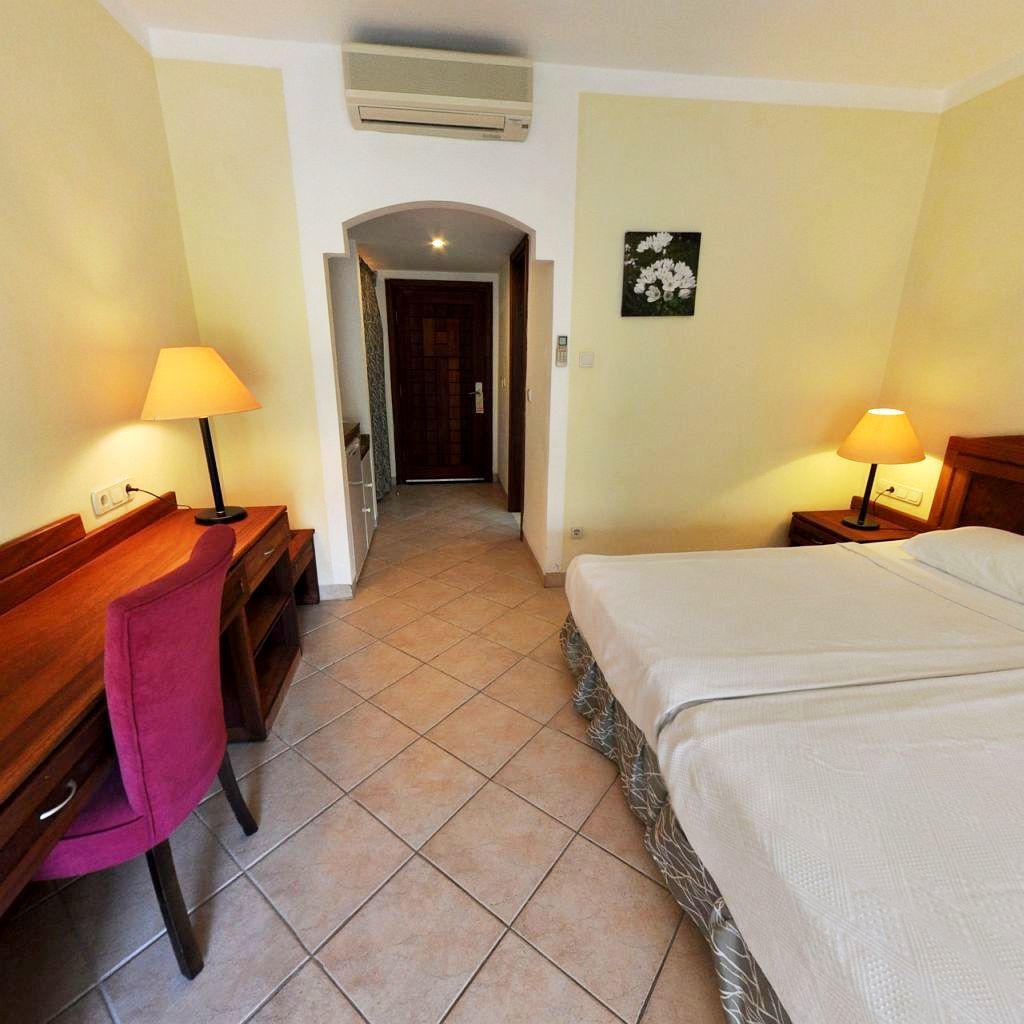 Okaliptus Otel Bitez Exterior photo